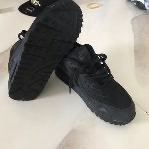 Youth black Nike Air Max
